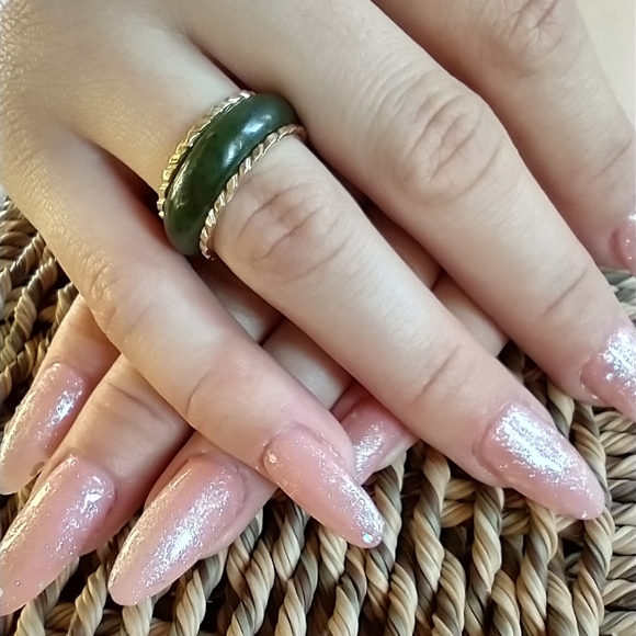 Eternity/Wedding Band Ring 14kt Gold band & Jade - Picture 2 of 16